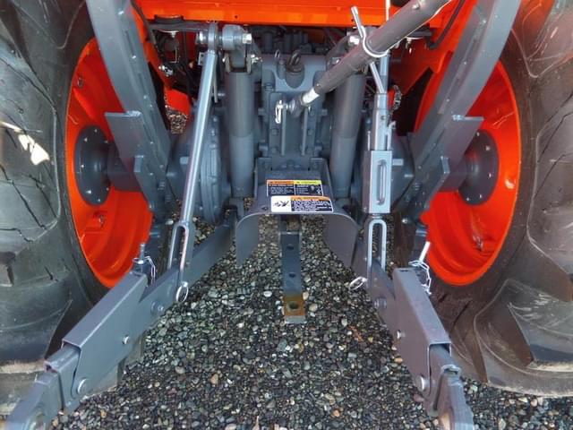 Image of Kubota L5460HST equipment image 4