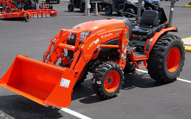 Image of Kubota LX2620SU equipment image 1