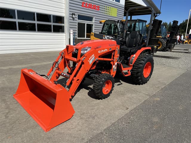 Image of Kubota LX2620HSD equipment image 1