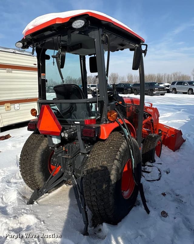 Image of Kubota LX2620HSD equipment image 3
