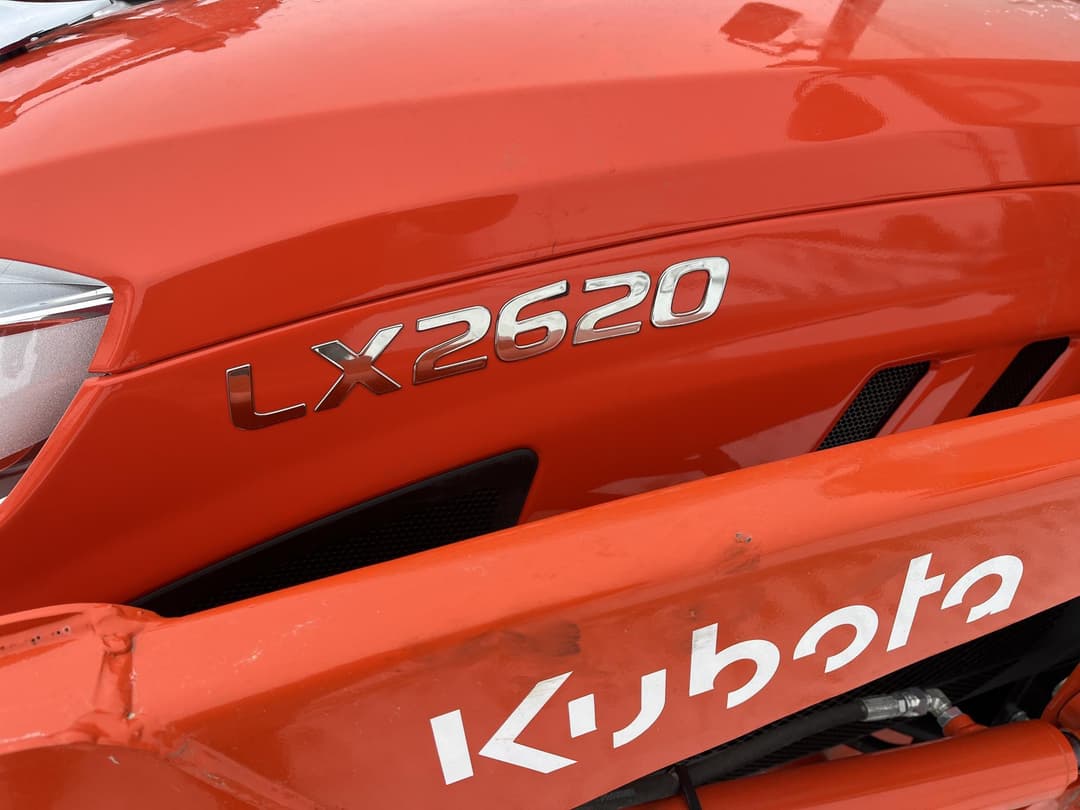 Image of Kubota LX2620HSDC Image 1