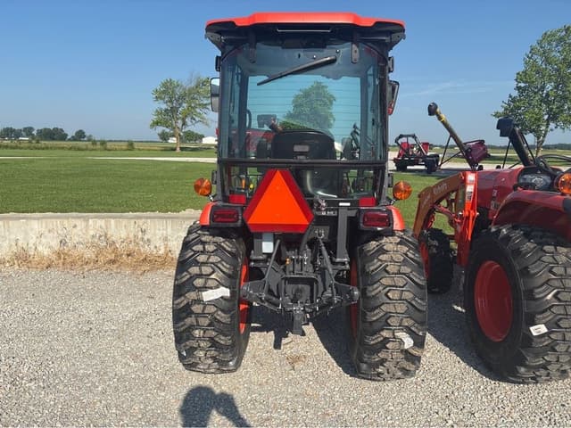 Image of Kubota LX2620HSDC equipment image 3