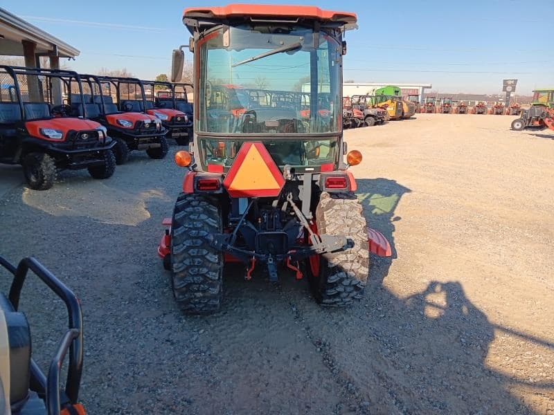 Image of Kubota LX2620HSDC Image 0