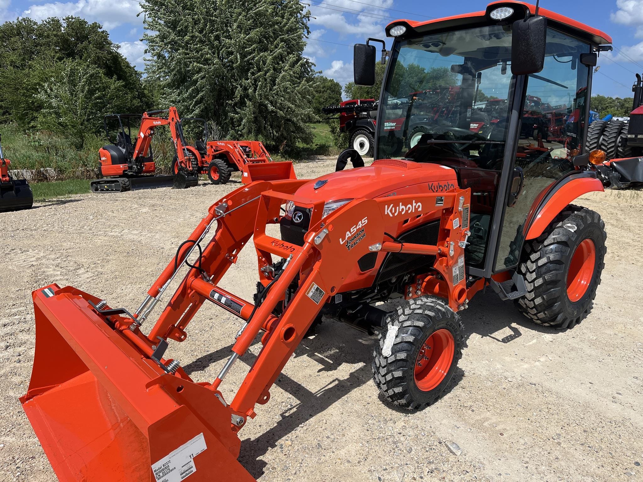 2025 Kubota LX3520HSDC Equipment Image0