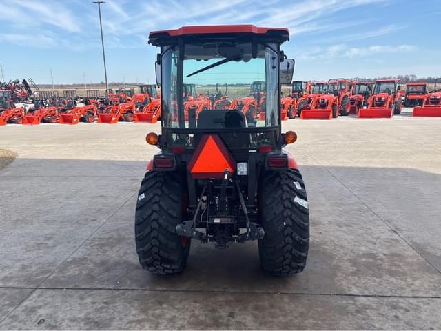 Image of Kubota LX3520HSDC equipment image 4