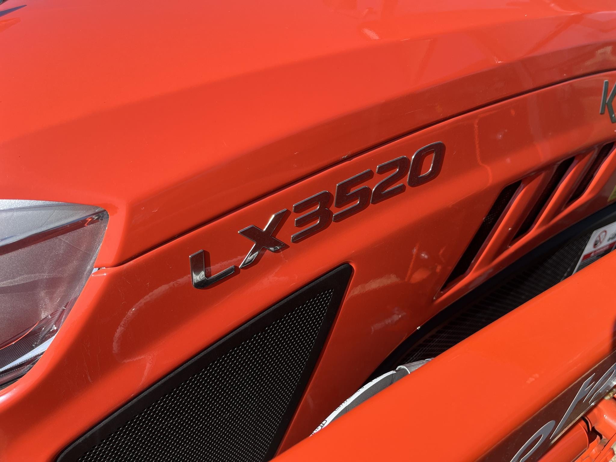2025 Kubota LX3520HSDC Equipment Image0