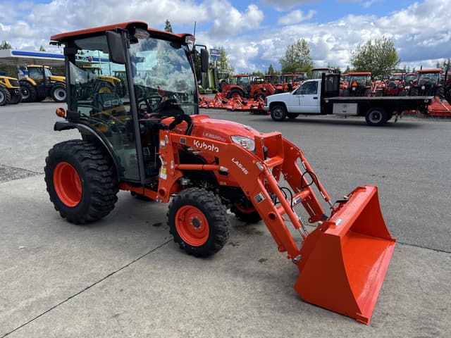 Image of Kubota LX3520SUHSDC equipment image 3