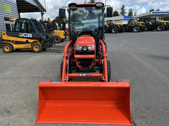 Image of Kubota LX3520SUHSDC equipment image 2