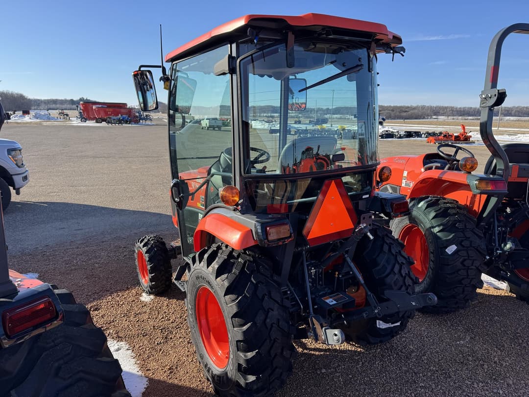Image of Kubota LX4020HSD Image 1
