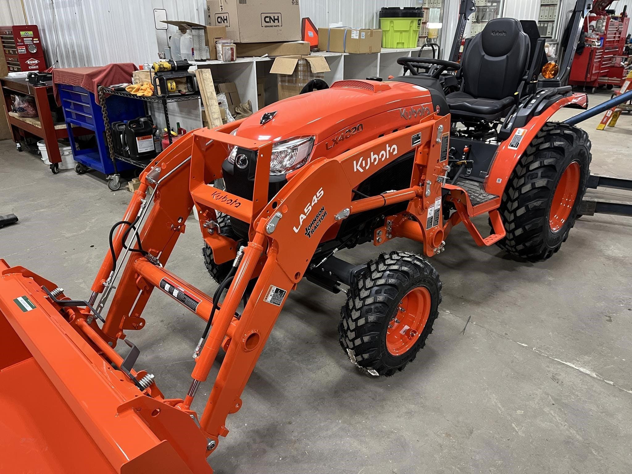 Main image Kubota LX4020