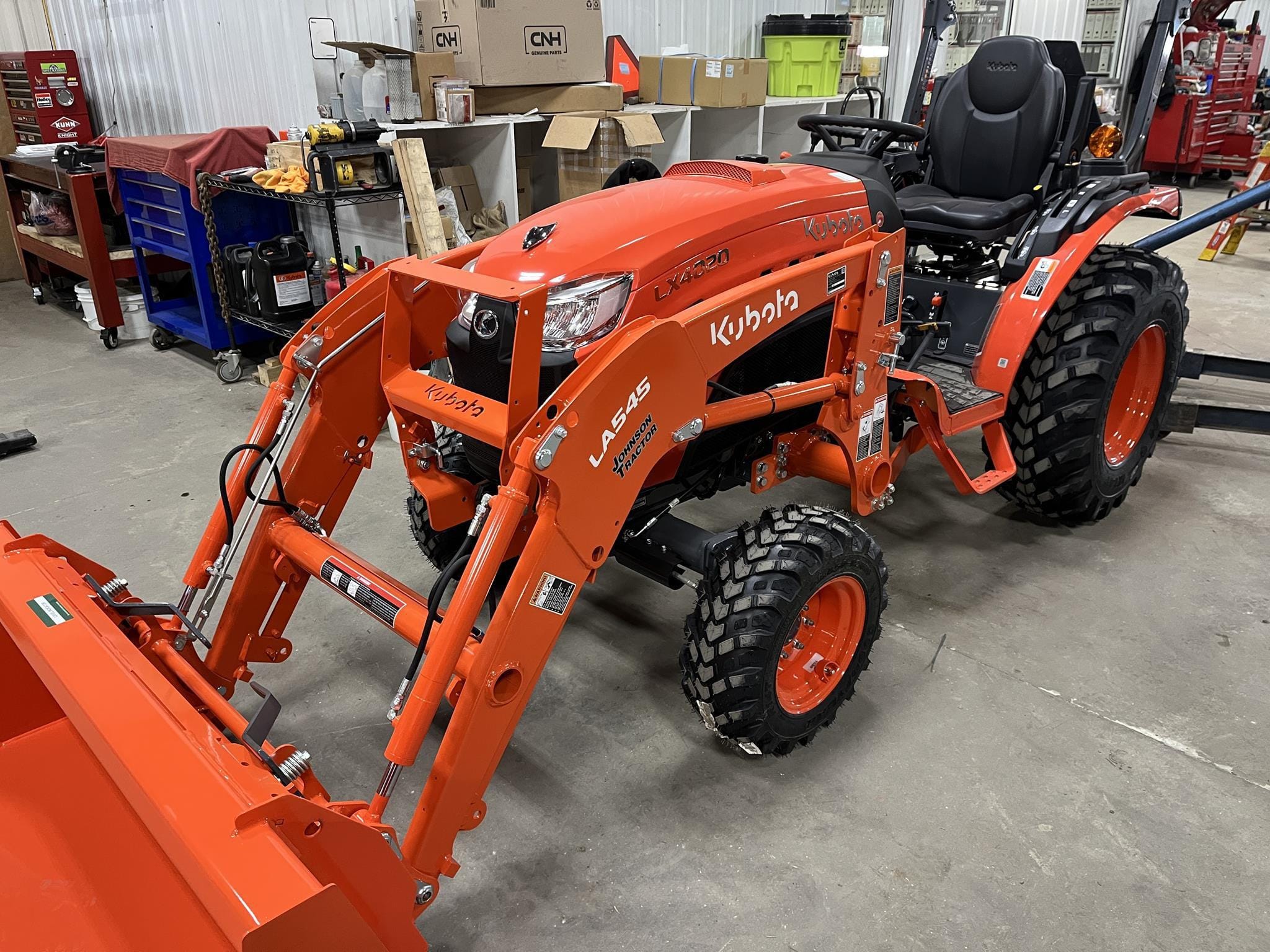 2025 Kubota LX4020HSD Equipment Image0