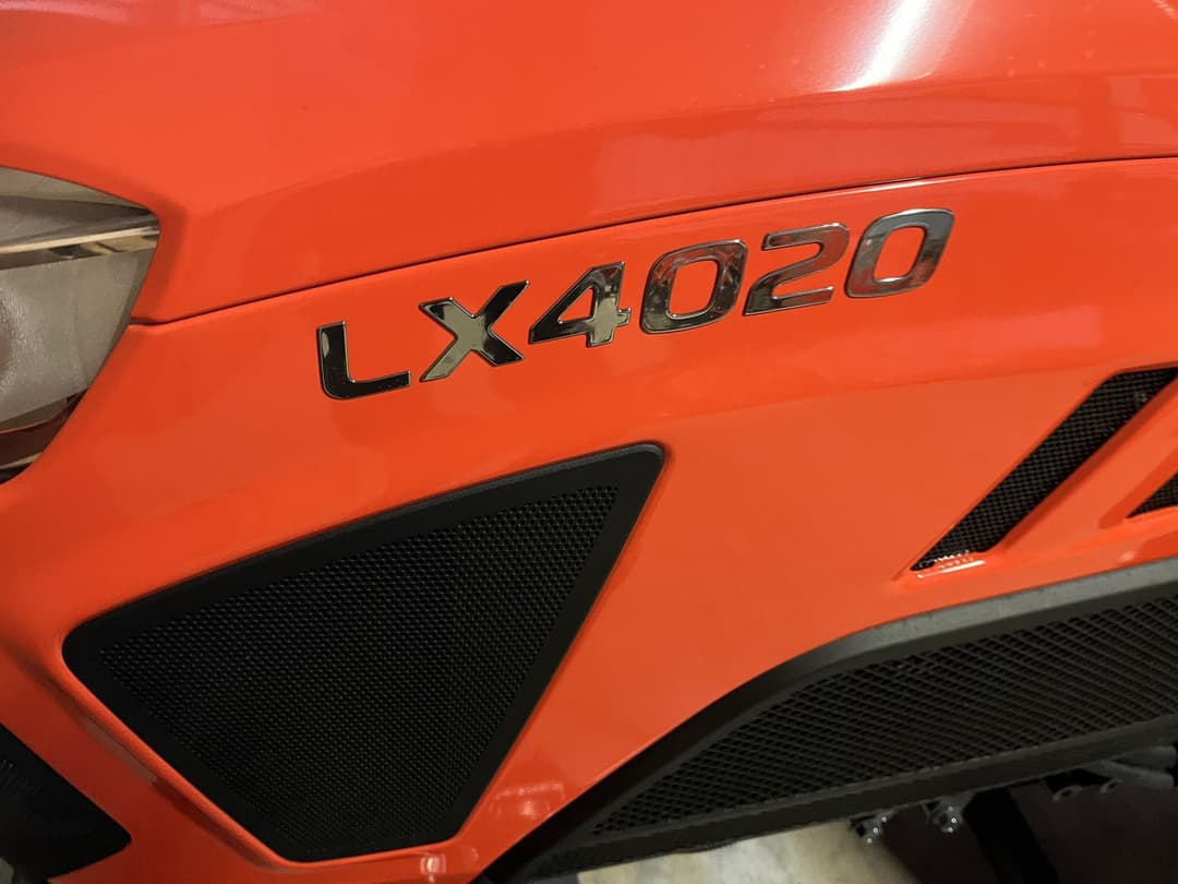 Image of Kubota LX4020HSDC Image 1