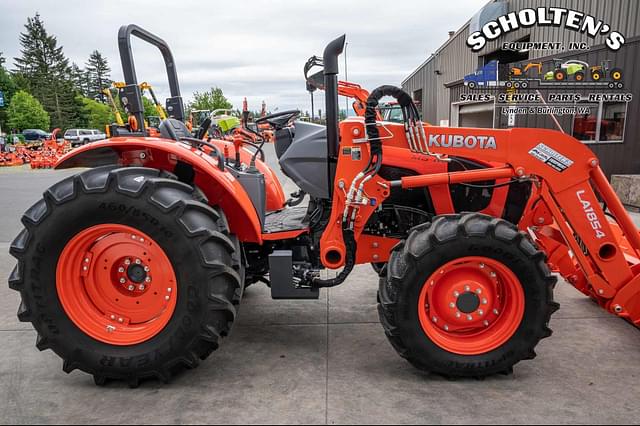 Image of Kubota M5-111 equipment image 4