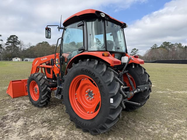 Image of Kubota M5-111 equipment image 2