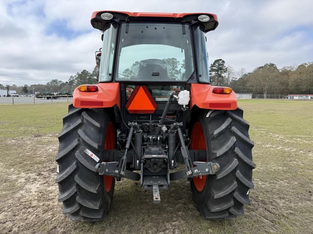 Image of Kubota M5-111 equipment image 3