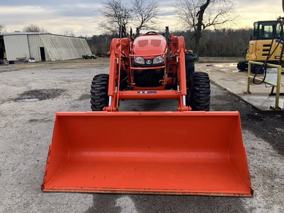 Image of Kubota M5-111 equipment image 3