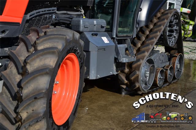 Image of Kubota M5N-091 equipment image 3