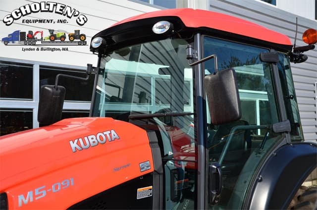 Image of Kubota M5N-091 equipment image 4