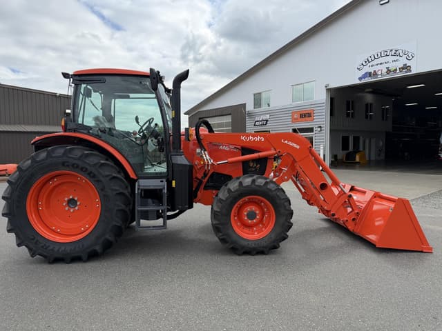 Image of Kubota M6-141 equipment image 4
