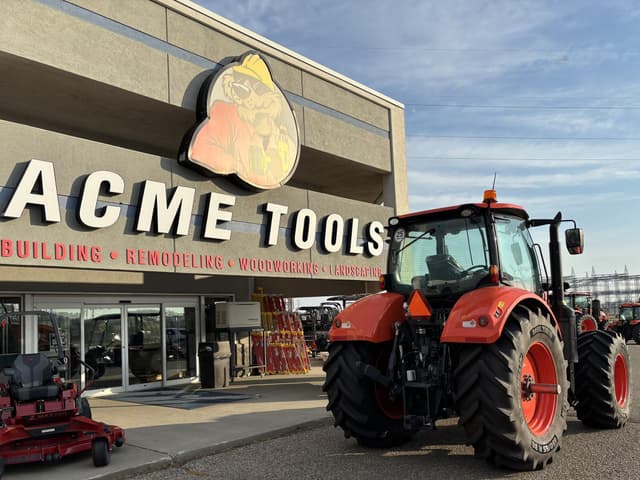 Image of Kubota M7.154 Deluxe equipment image 1