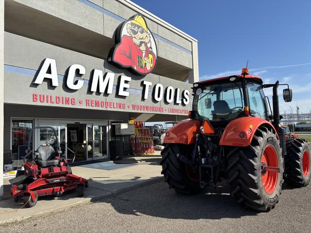 Image of Kubota M7.154 Deluxe equipment image 1