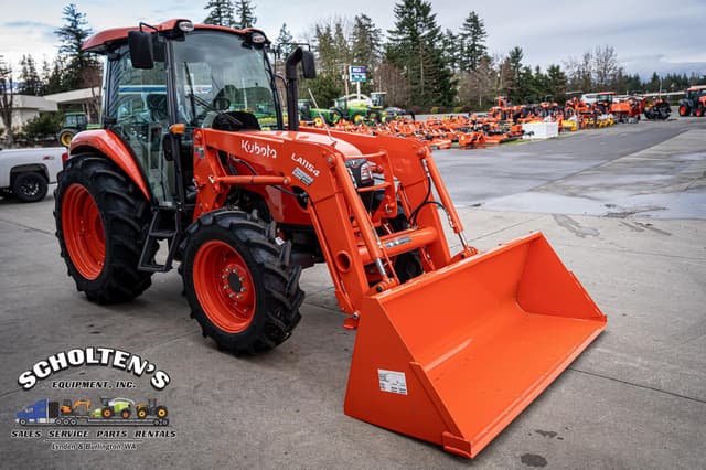 Image of Kubota M7060HDC equipment image 4