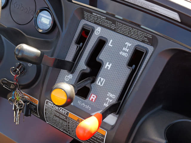 Image of Kubota RTV520 equipment image 4