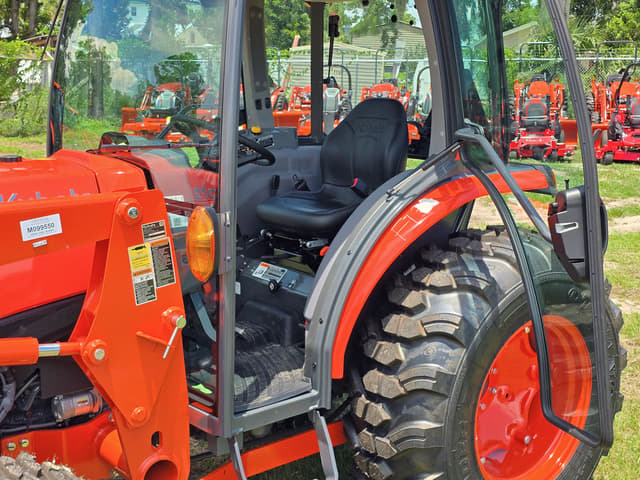Image of Kubota MX4900 equipment image 4