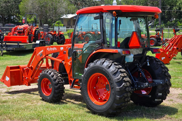 Image of Kubota MX4900 equipment image 2