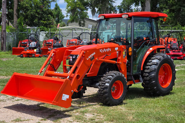 Image of Kubota MX4900 equipment image 1