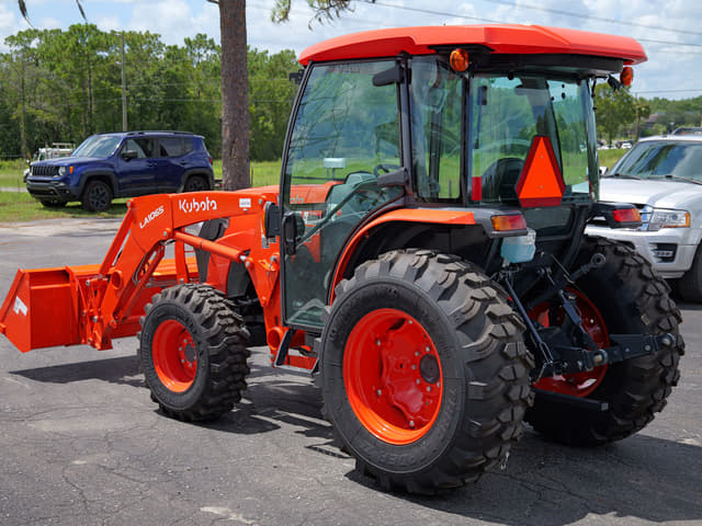 Image of Kubota MX6000 equipment image 2