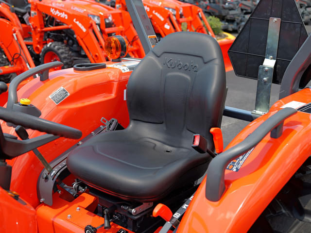 Image of Kubota MX6000 equipment image 4