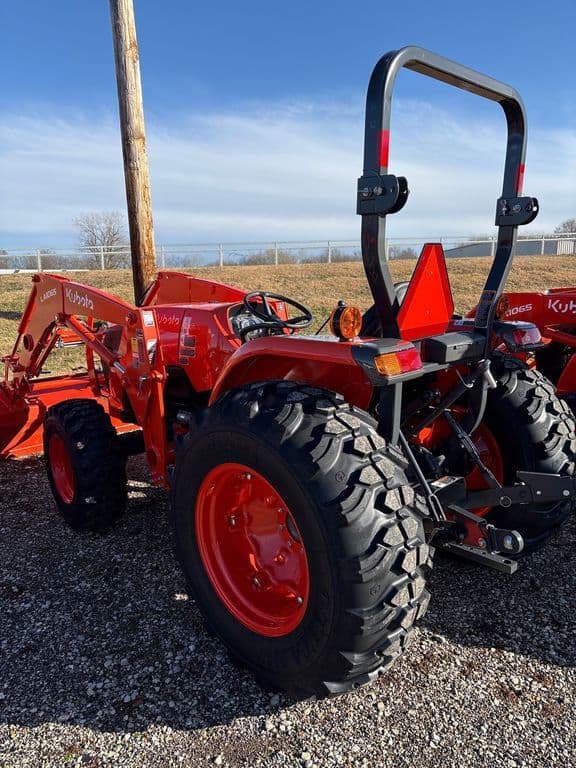 Image of Kubota MX4900HST equipment image 4