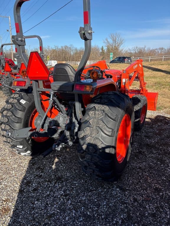 Image of Kubota MX4900HST equipment image 2
