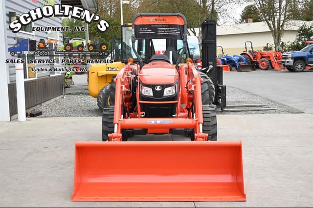 Image of Kubota MX5400HST equipment image 2