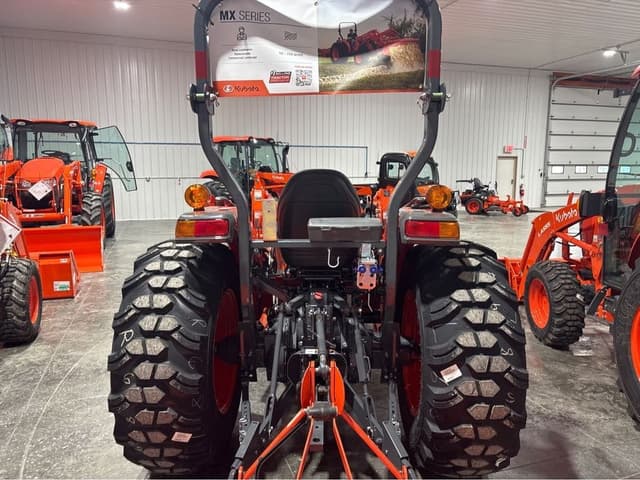 Image of Kubota MX6000HST equipment image 3