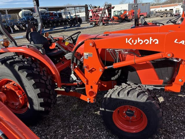 Image of Kubota MX6000HST equipment image 1