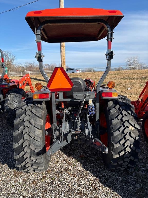 Image of Kubota MX6000HST equipment image 3