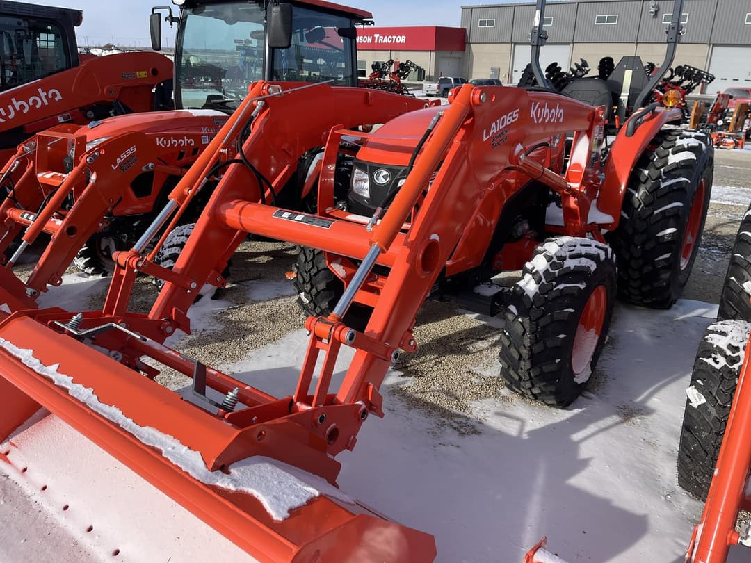 Image of Kubota MX6000HST Image 0