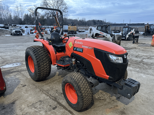 Image of Kubota MX6000HST equipment image 4