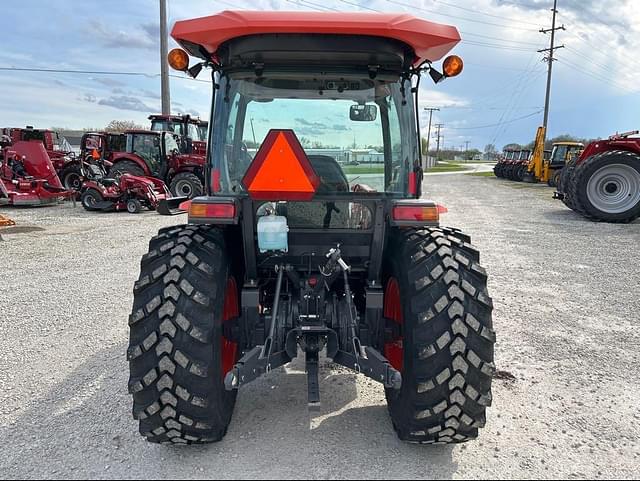 Image of Kubota MX6000HSTC equipment image 3