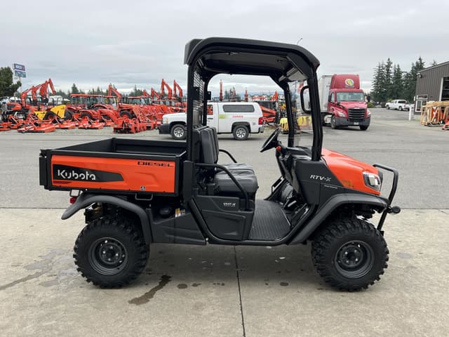 Image of Kubota RTVX2-SKLH-1 equipment image 4