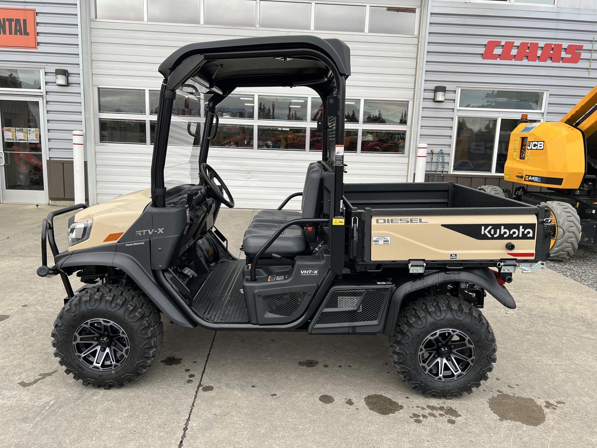 2025 Kubota RTV-X Equipment Image0