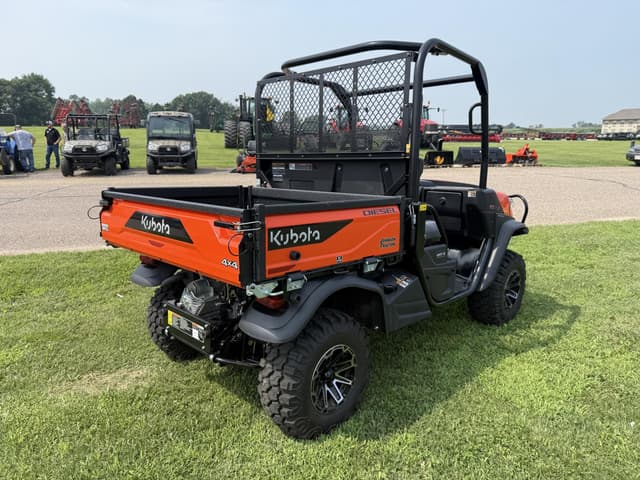Image of Kubota RTVX2-PKLHS-1 equipment image 4