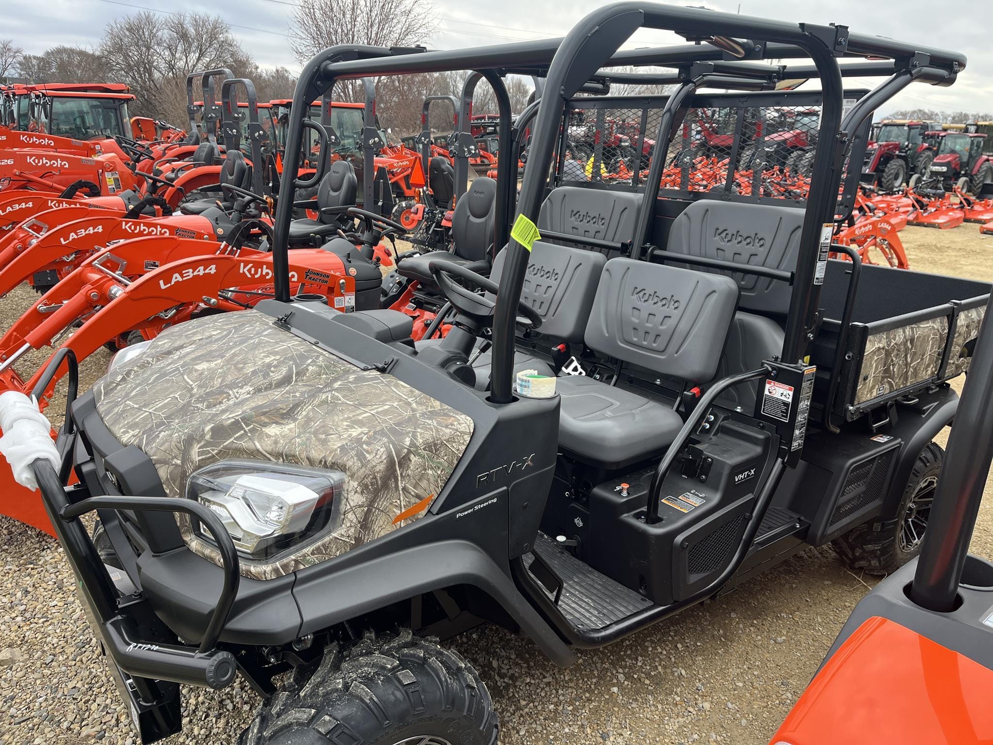 2025 Kubota RTVX4-PCLAS-1 Equipment Image0