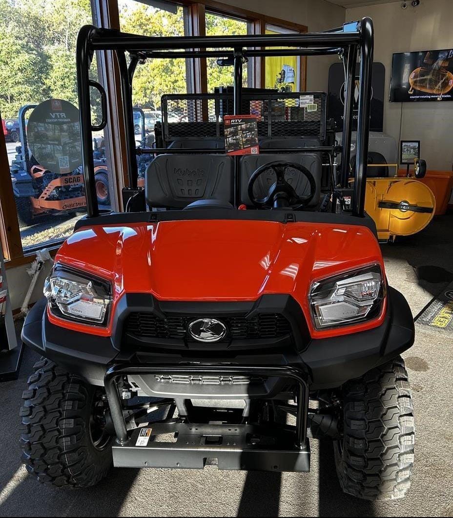 2025 Kubota RTV-X Crew Equipment Image0