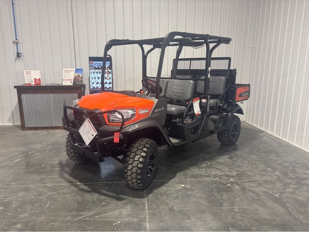2025 Kubota RTVX4-PKLHS Equipment Image0