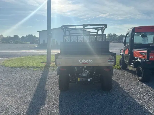 Image of Kubota RTVX4-PDLHS1 equipment image 3