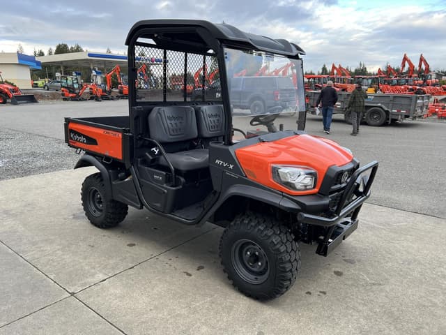 Image of Kubota RTVX2-SKLH-1 equipment image 4