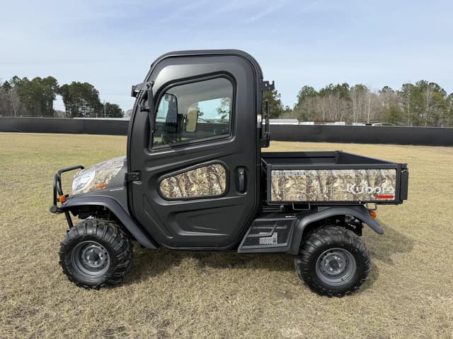 Image of Kubota RTV-X1100CRL-A equipment image 1